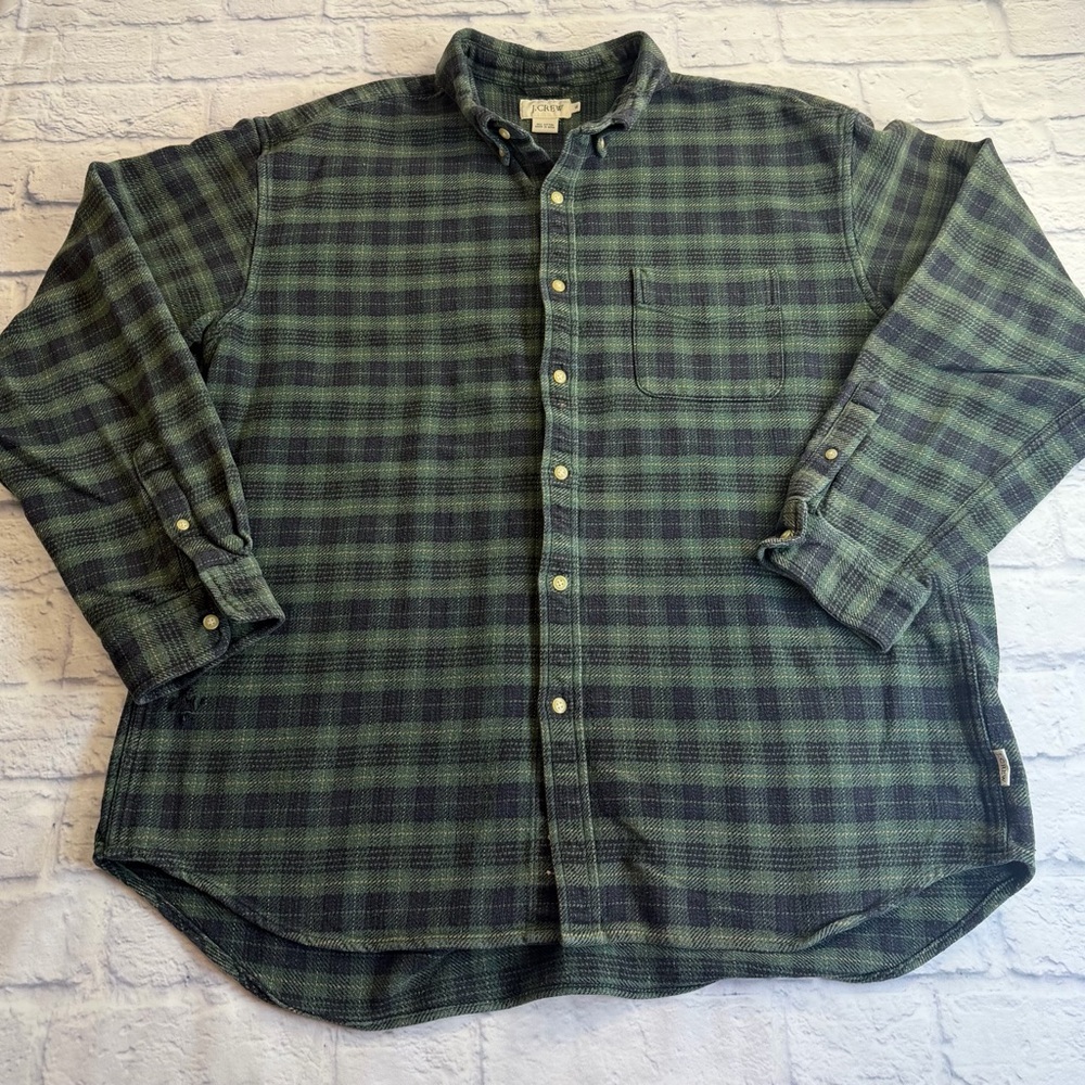 J. Crew Dark Green And Navy Plaid Men's Flannel Shirt. Size Xl.